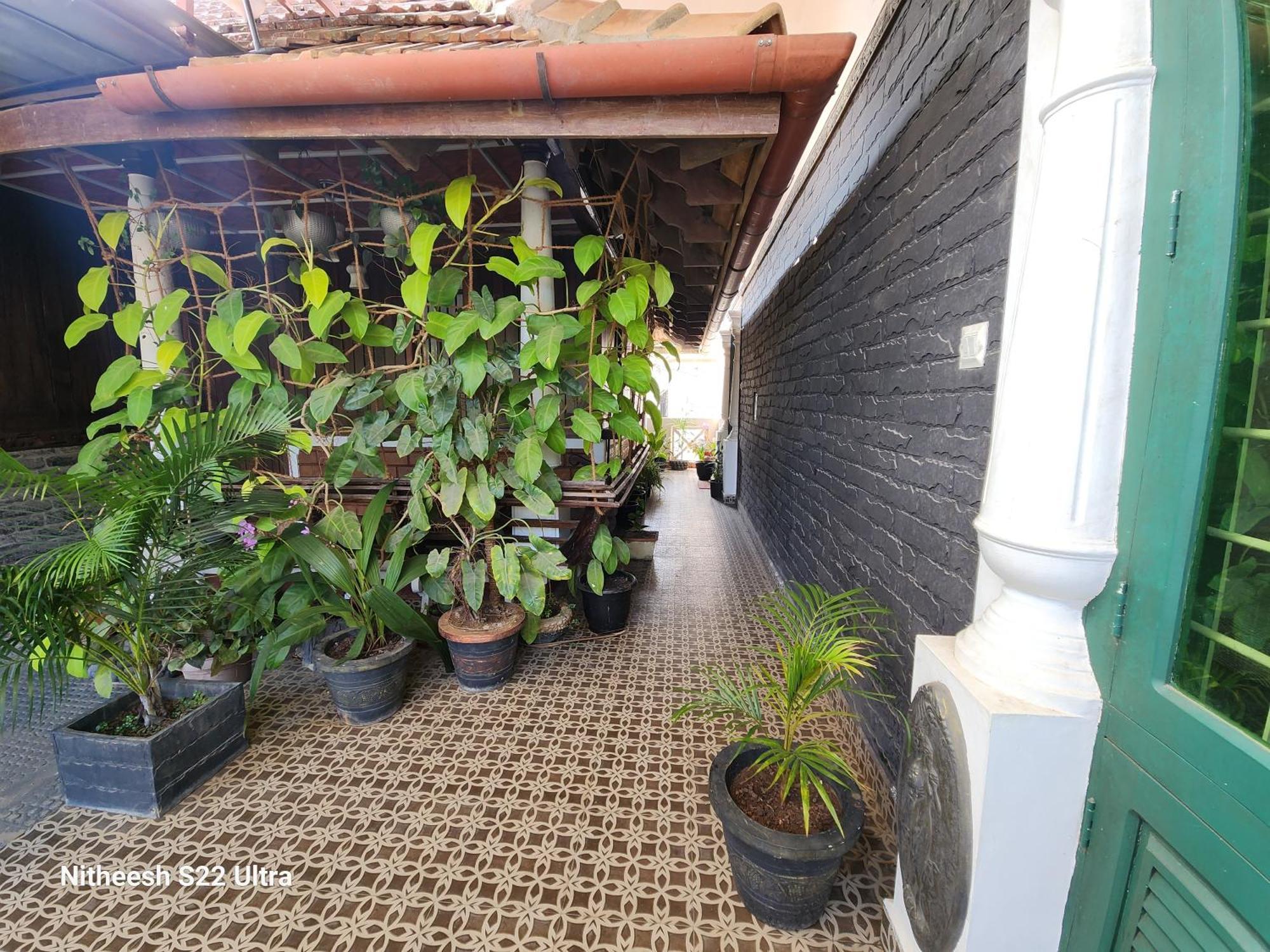 Kairali Palace Home Stay Thekkady Exterior foto